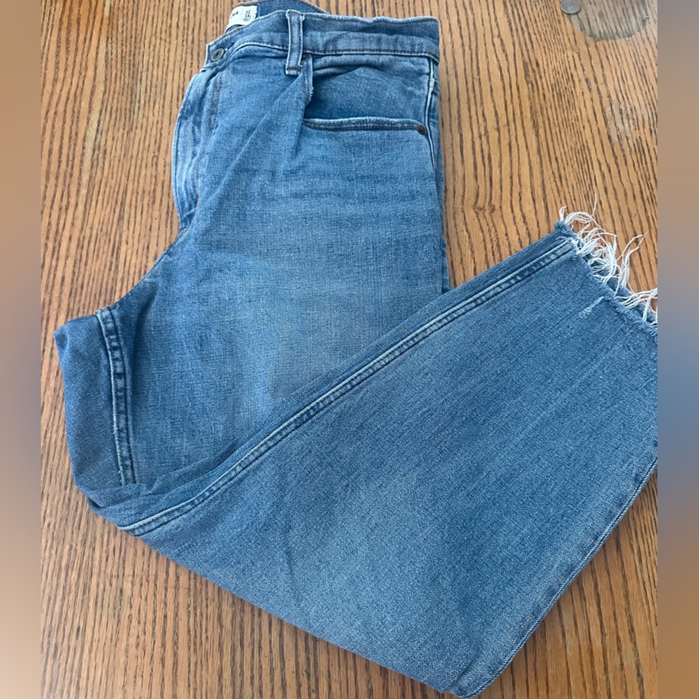 Abercrombie & Fitch Blue Cropped Jeans
